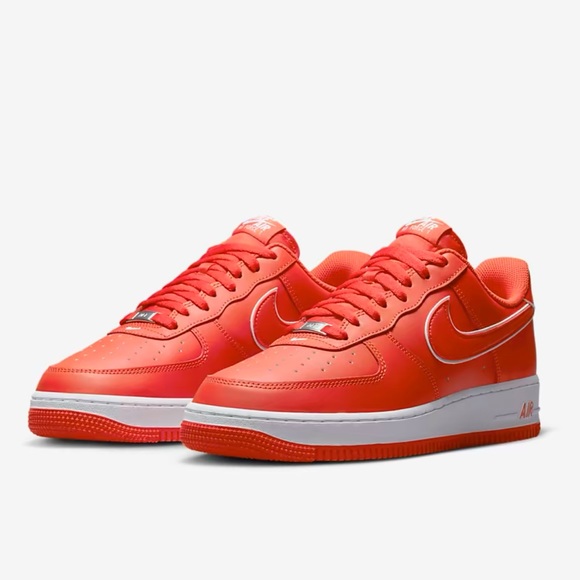 Nike Air Force 1 '07
Men's Shoes
Picante Red/White/Picante Red
Style DV0788-600 - Picture 7 of 16